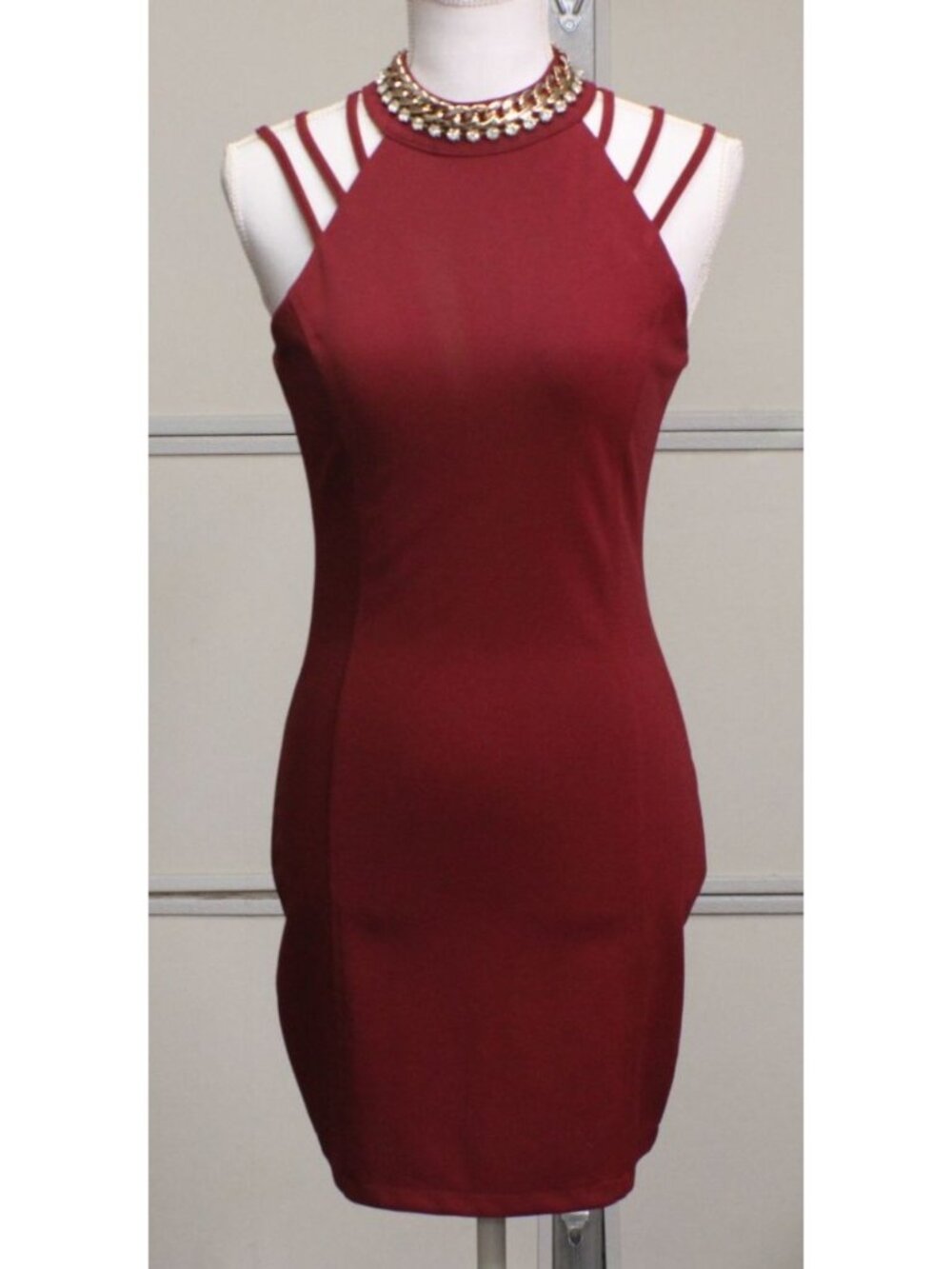 Privy Burgundy Sz Med Strappy Halter Cutout Bodycon Party Dress Rhinestone Neck